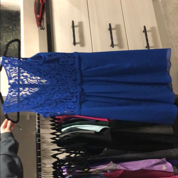 David’s Bridal Chiffon V-Neck Dress with Lace Back - Picture 2 of 8